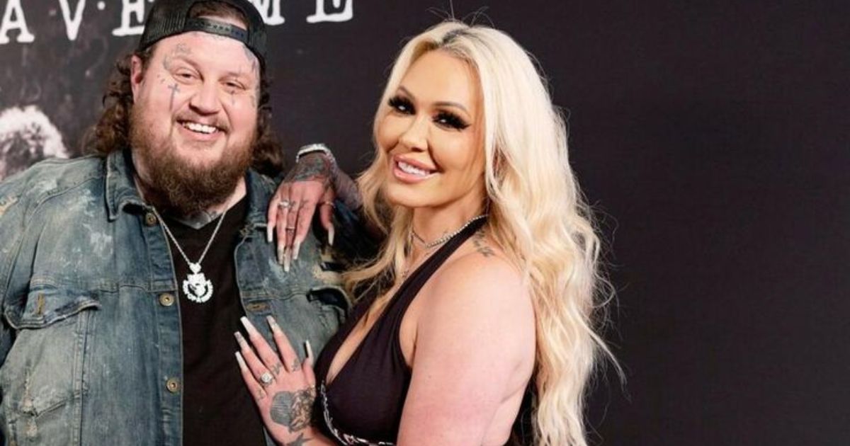 Jelly Roll’s Wife Bunnie Xo: Birthday, Real Name, Age, Family, Net Worth